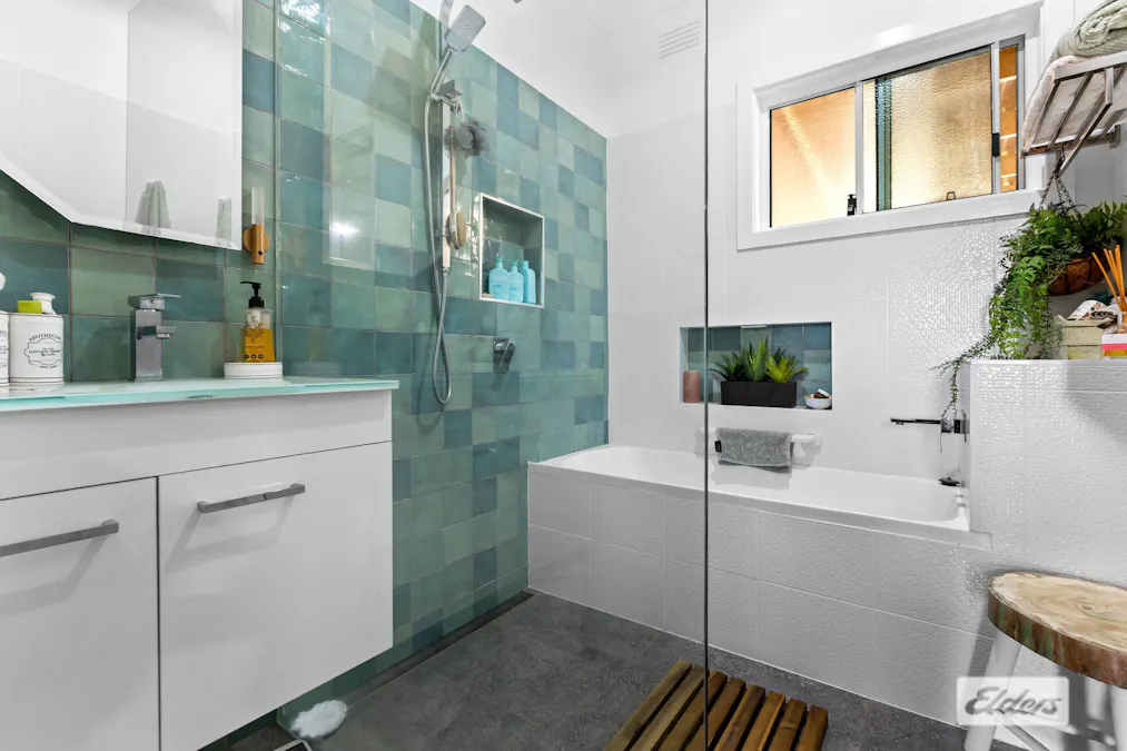 15 Waranga Avenue, Mount Austin, NSW, 2650 - Image 11