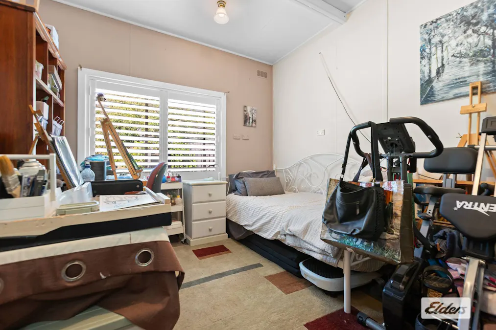 15 Waranga Avenue, Mount Austin, NSW, 2650 - Image 18