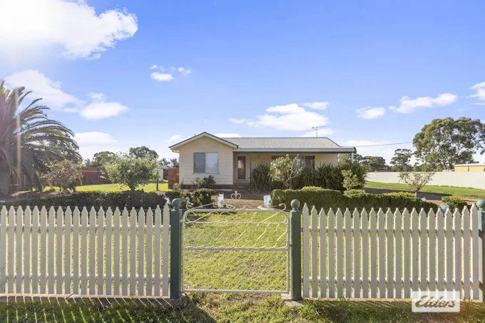 8 Bull Street, Currawarna, NSW, 2650 - Image 1