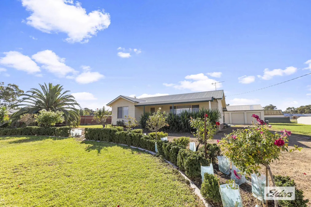 8 Bull Street, Currawarna, NSW, 2650 - Image 3
