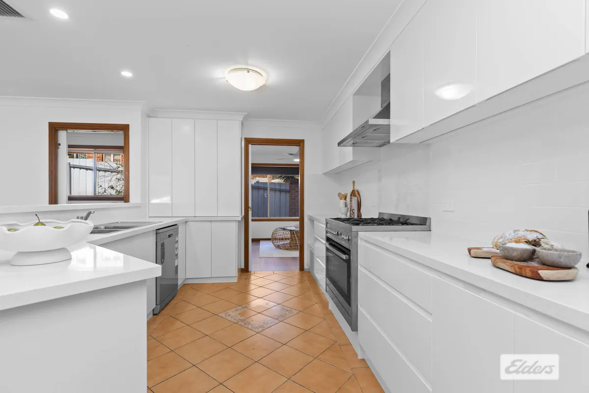 12 Kincora Place — photo 17 of 30