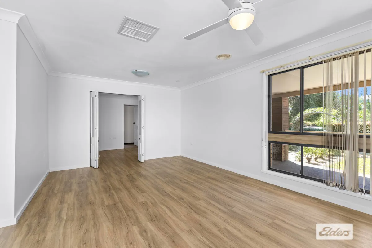 26 Maple Road — photo 10 of 28