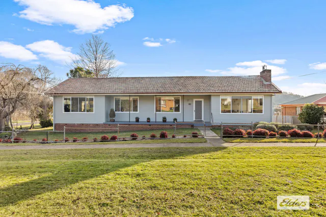 87 Murray Street — photo from Elders Real Estate Wagga Wagga Residential & Lifestyle
