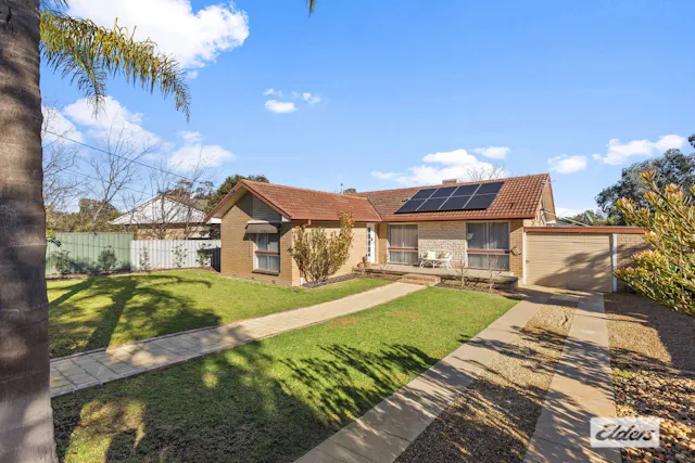 15 Moran Street — photo from Elders Real Estate Wagga Wagga Residential & Lifestyle