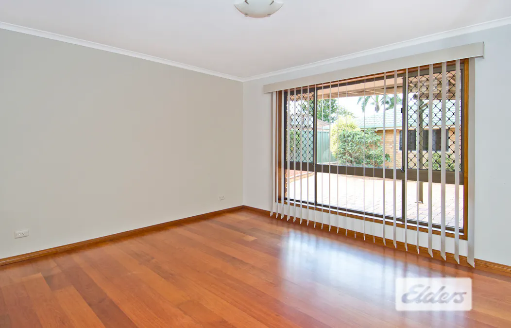 8 Kauri Street, Hillcrest, QLD, 4118 - Image 11