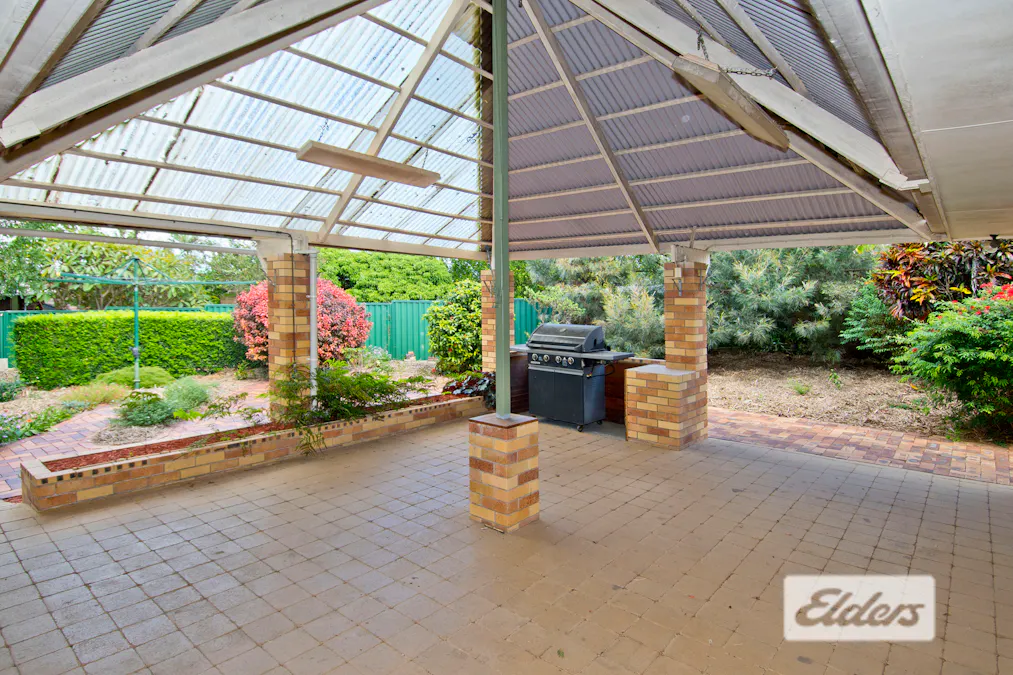 8 Kauri Street, Hillcrest, QLD, 4118 - Image 13