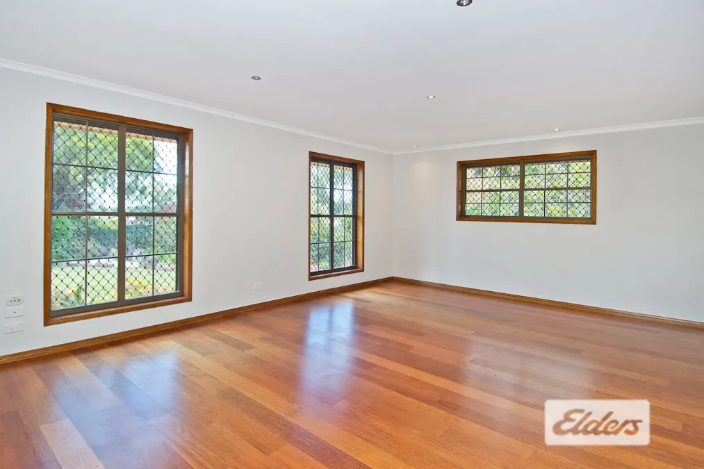 8 Kauri Street, Hillcrest, QLD, 4118 - Image 4