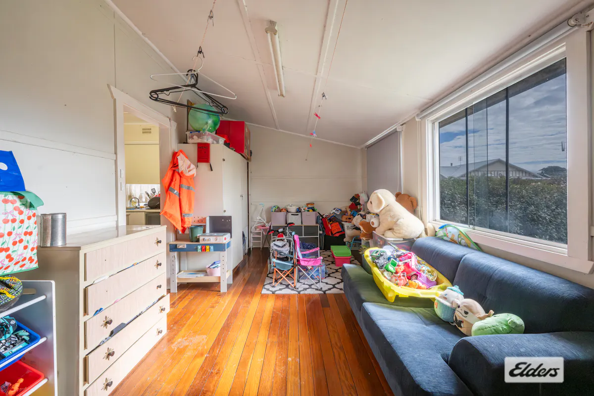 130 Powell Street — photo 13 of 18