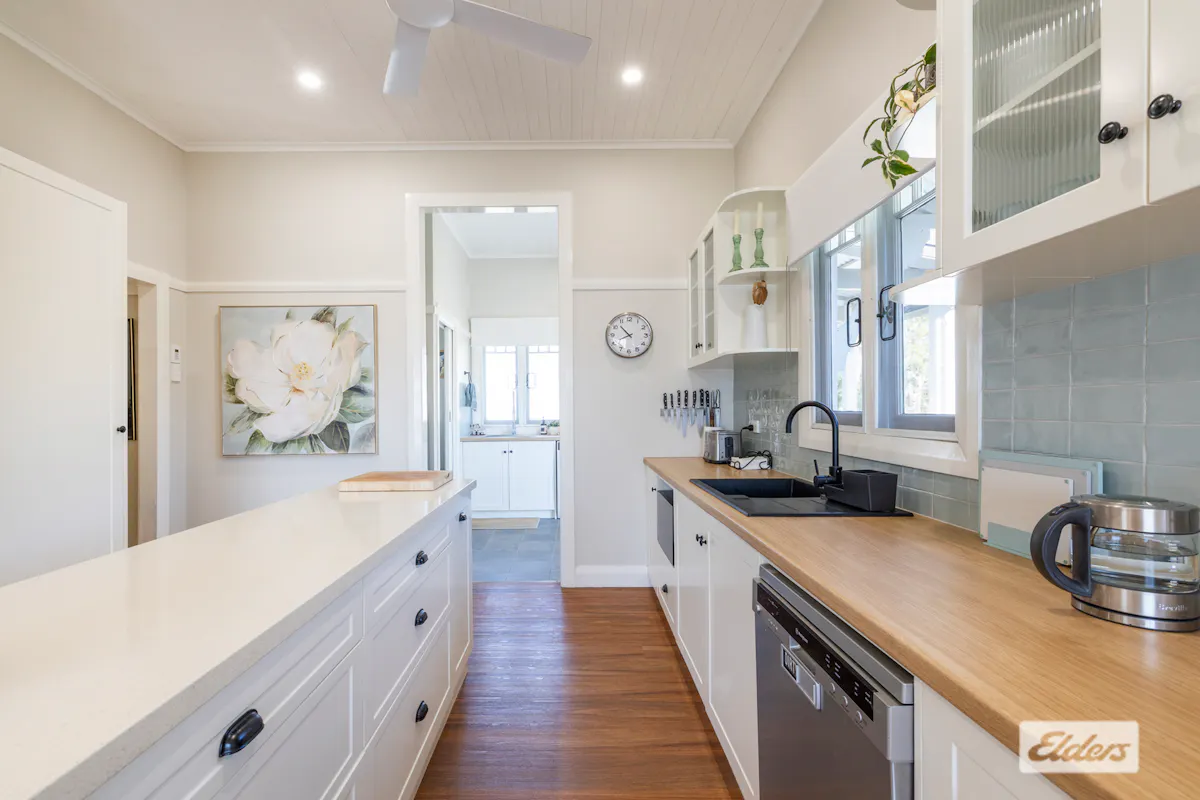 41 Breimba Street — photo 8 of 30
