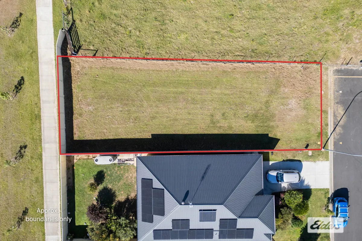 25 Koolkhan Drive — photo 3 of 16