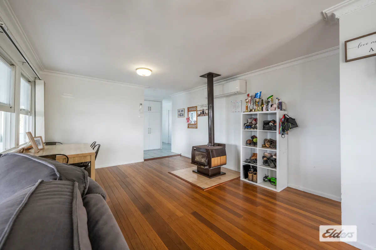 23 Casino Road — photo 6 of 22