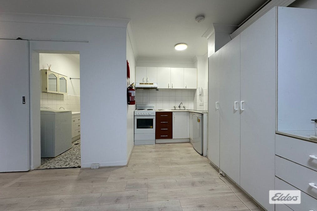 13/101 Macleay Street, Potts Point, NSW, 2011 - Image 2