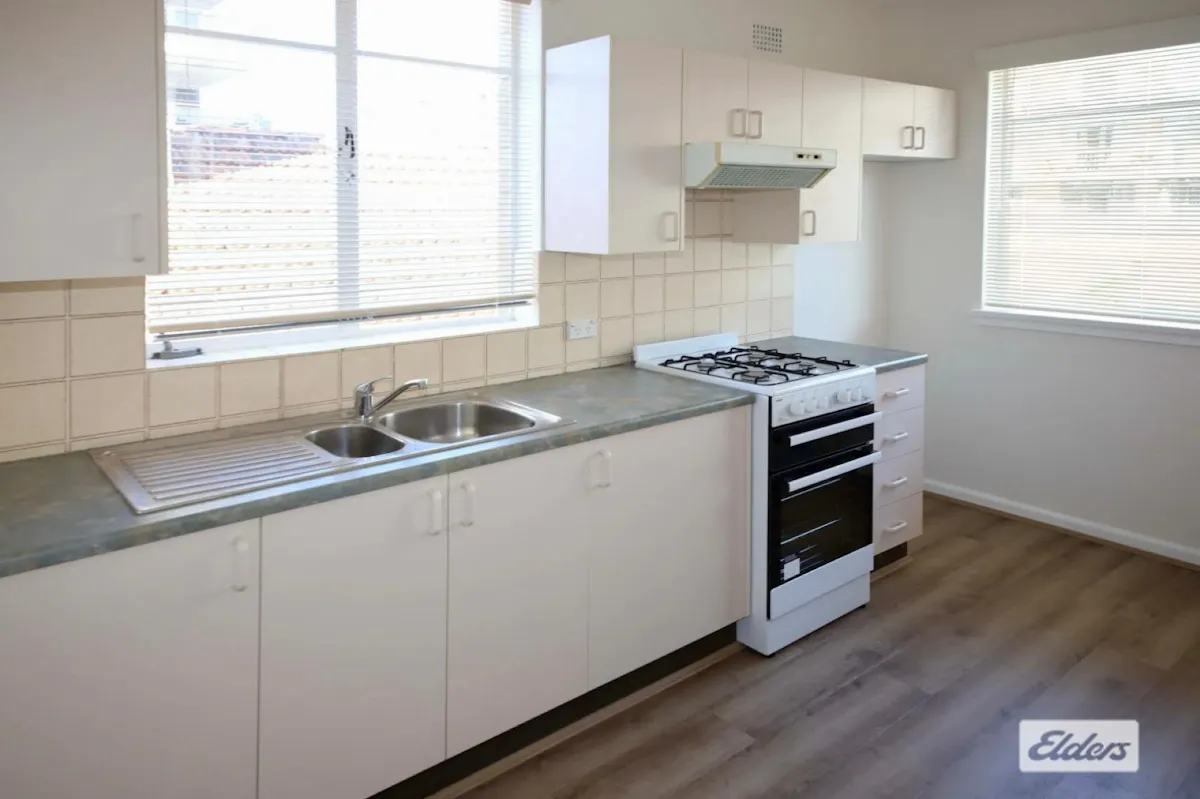 4/38 Waverley Street — photo 4 of 7