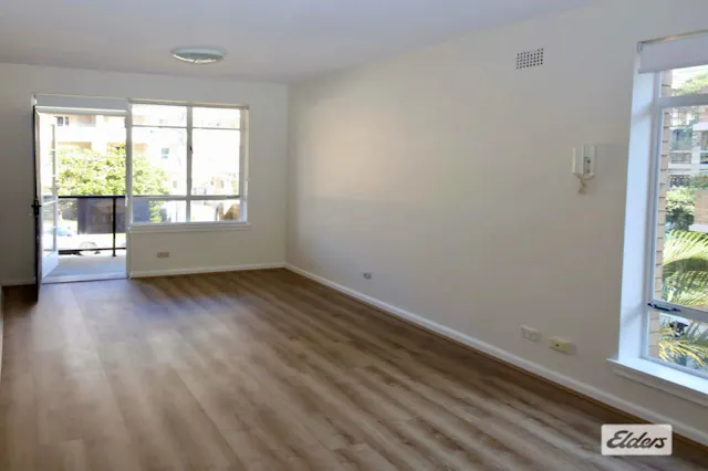 4/38 Waverley Street — photo from Elders Real Estate Elizabeth Bay