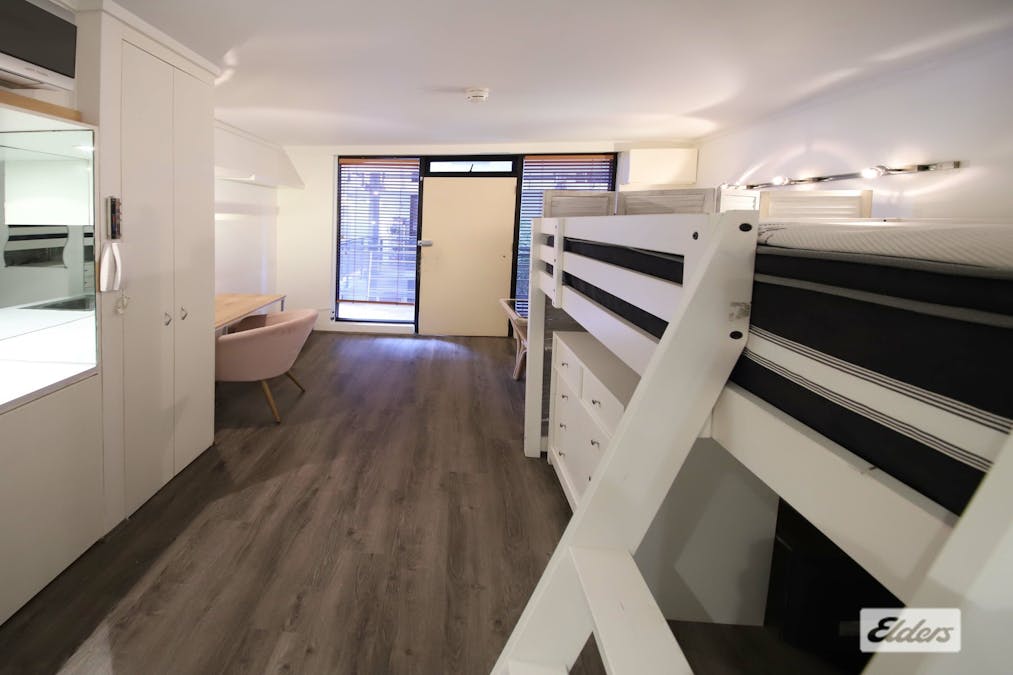 Unit 204/6-8 Ward Avenue, Elizabeth Bay, NSW, 2011 - Image 2