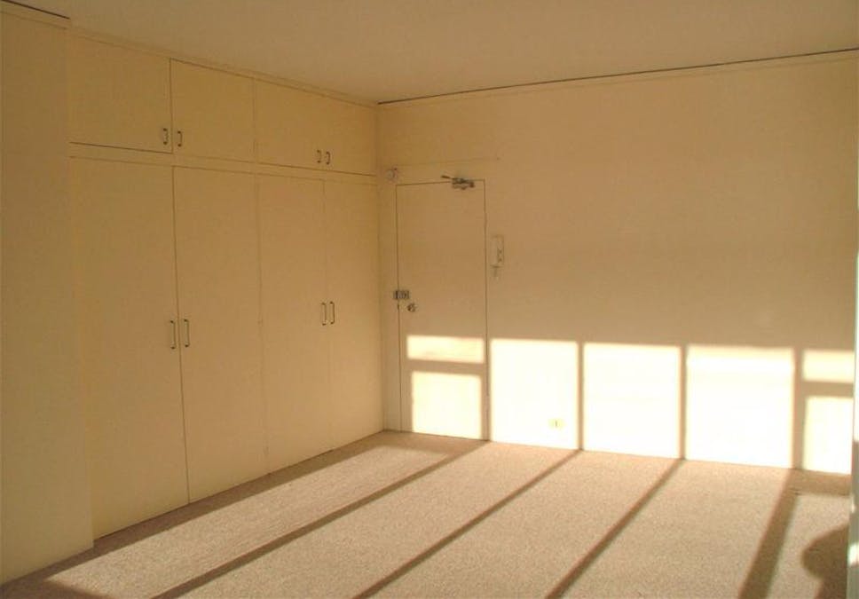 10/106 Elizabeth Bay Road, Elizabeth Bay, NSW, 2011 - Image 3