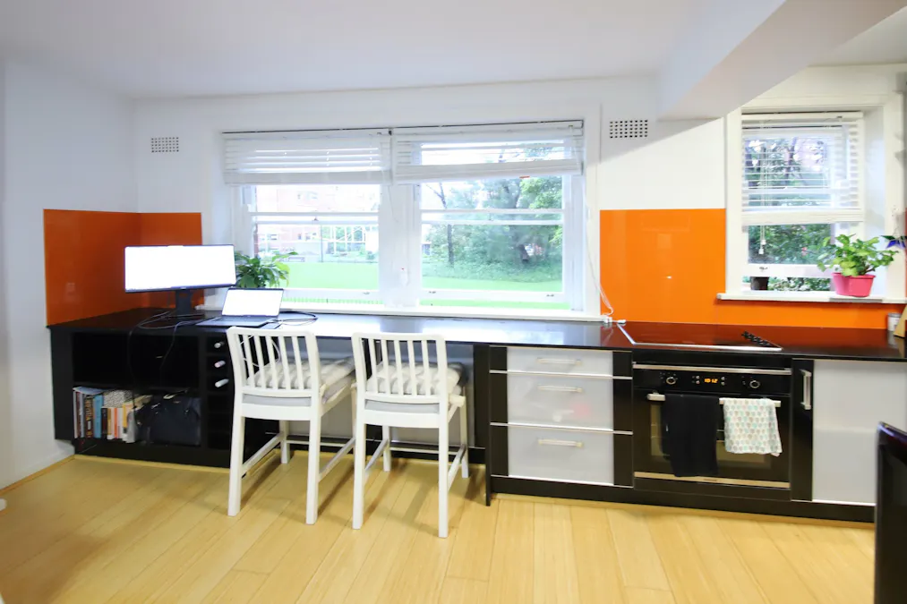 25/17 Elizabeth Bay Road, Elizabeth Bay, NSW, 2011 - Image 2