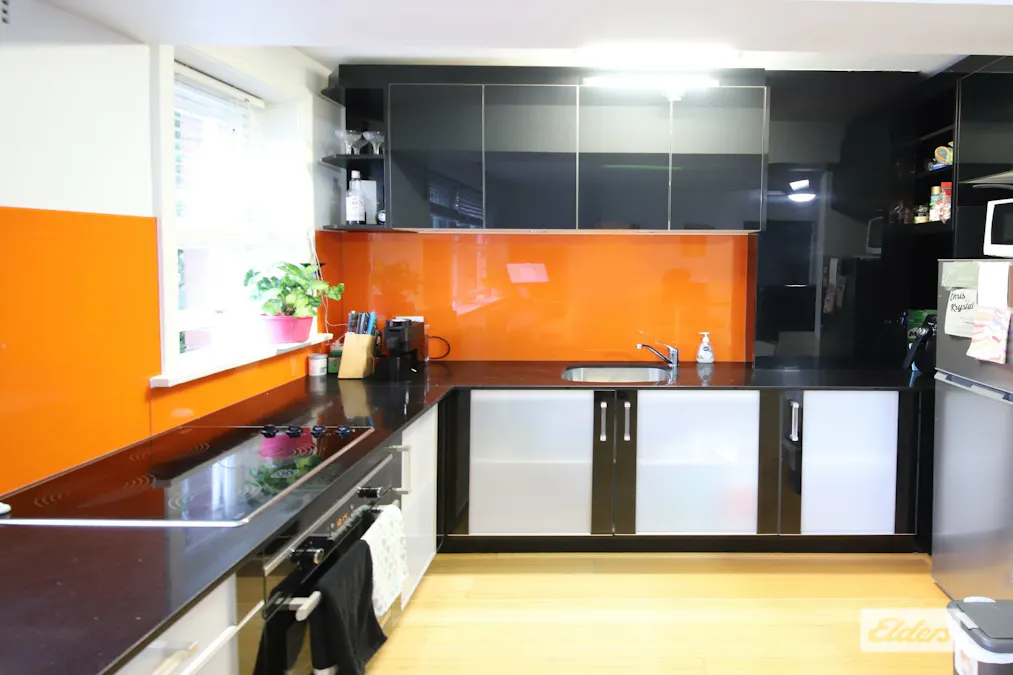 25/17 Elizabeth Bay Road, Elizabeth Bay, NSW, 2011 - Image 4