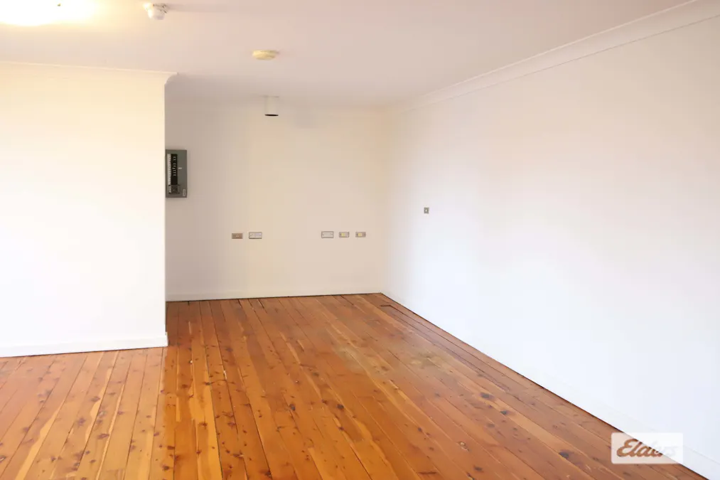 64/17 Elizabeth Bay Road, Elizabeth Bay, NSW, 2011 - Image 3