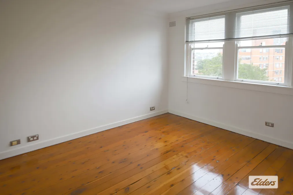 64/17 Elizabeth Bay Road, Elizabeth Bay, NSW, 2011 - Image 4