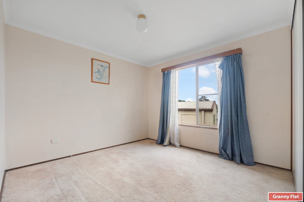 31 Molonglo Road, Seven Hills, NSW, 2147 - Image 12