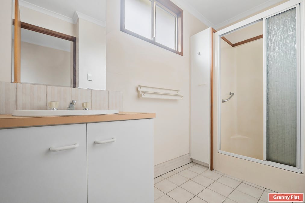 31 Molonglo Road, Seven Hills, NSW, 2147 - Image 13