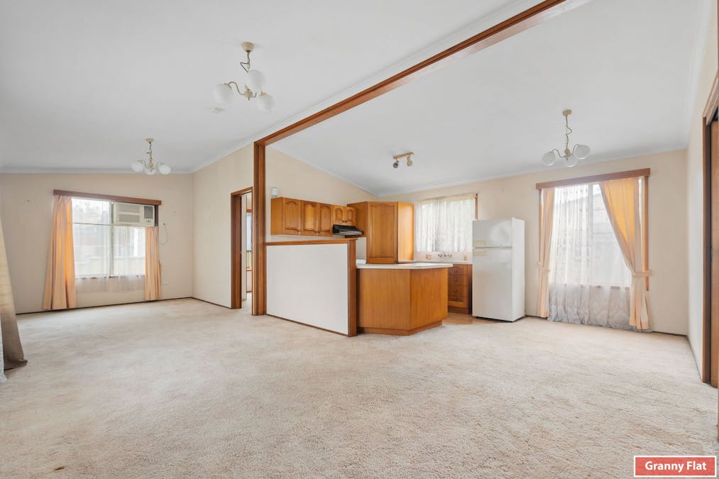 31 Molonglo Road, Seven Hills, NSW, 2147 - Image 10
