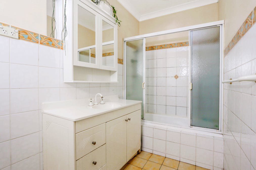 54 Cornelia Road, Toongabbie, NSW, 2146 - Image 4