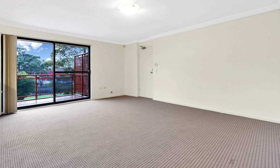 8/25 Portico Parade, Toongabbie, NSW, 2146 - Image 4