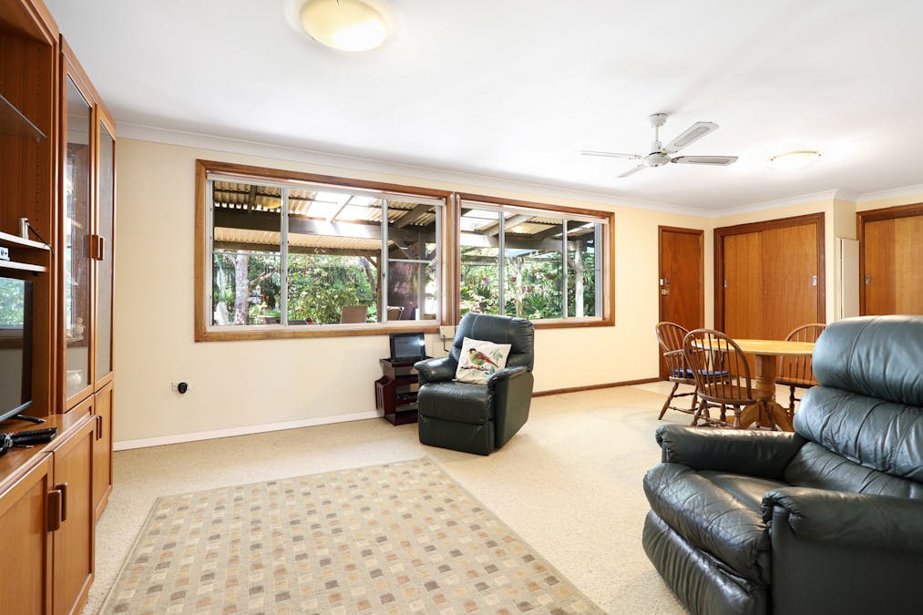 19 Favell Street, Toongabbie, NSW, 2146 - Image 4