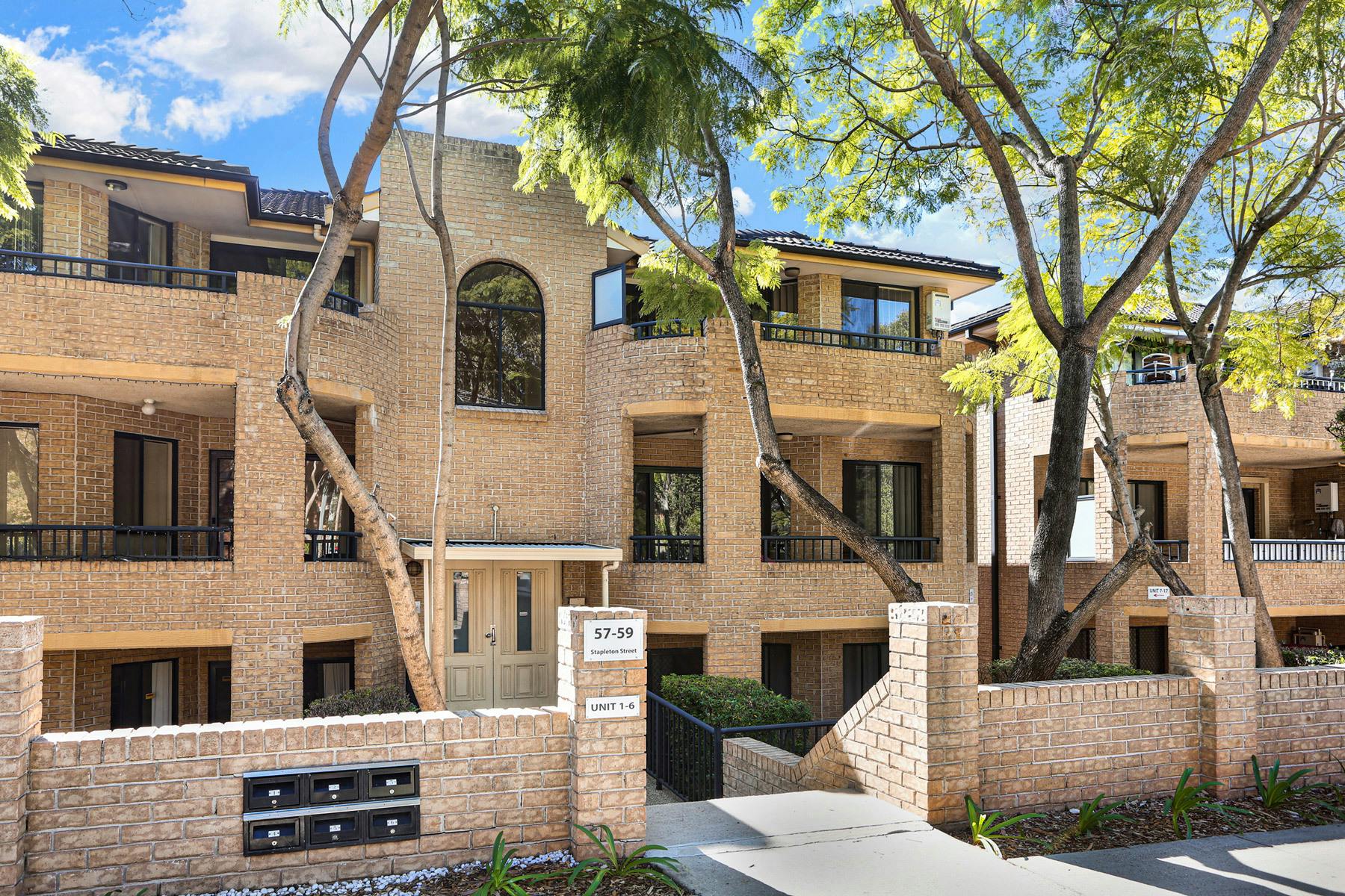 2/5759 Stapleton Street, Pendle Hill, NSW, 2145 Sold Elders Real