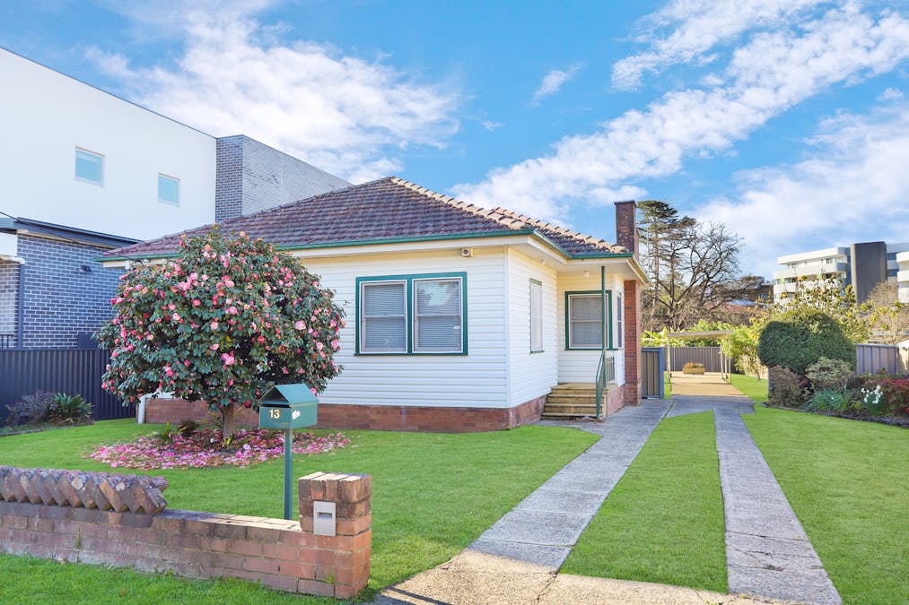 13 Gilba Road, Pendle Hill, NSW, 2145 - Image 1