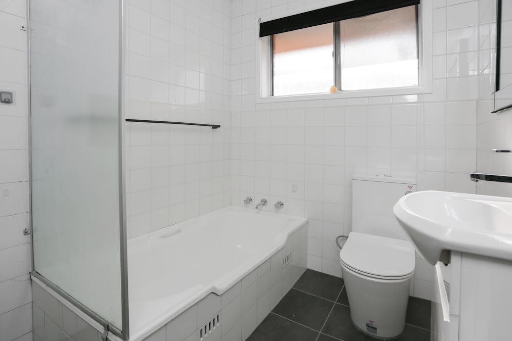 8 Canal Road, Greystanes, NSW, 2145 - Image 6