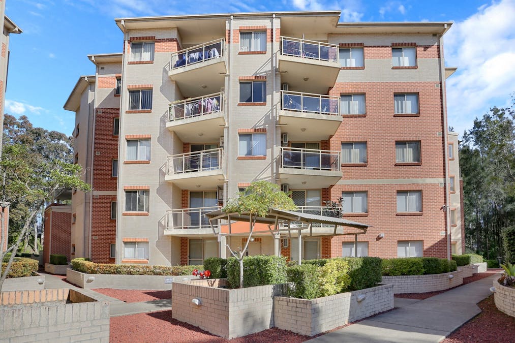 39/2 Wentworth Avenue, Toongabbie, NSW, 2146 - Image 1