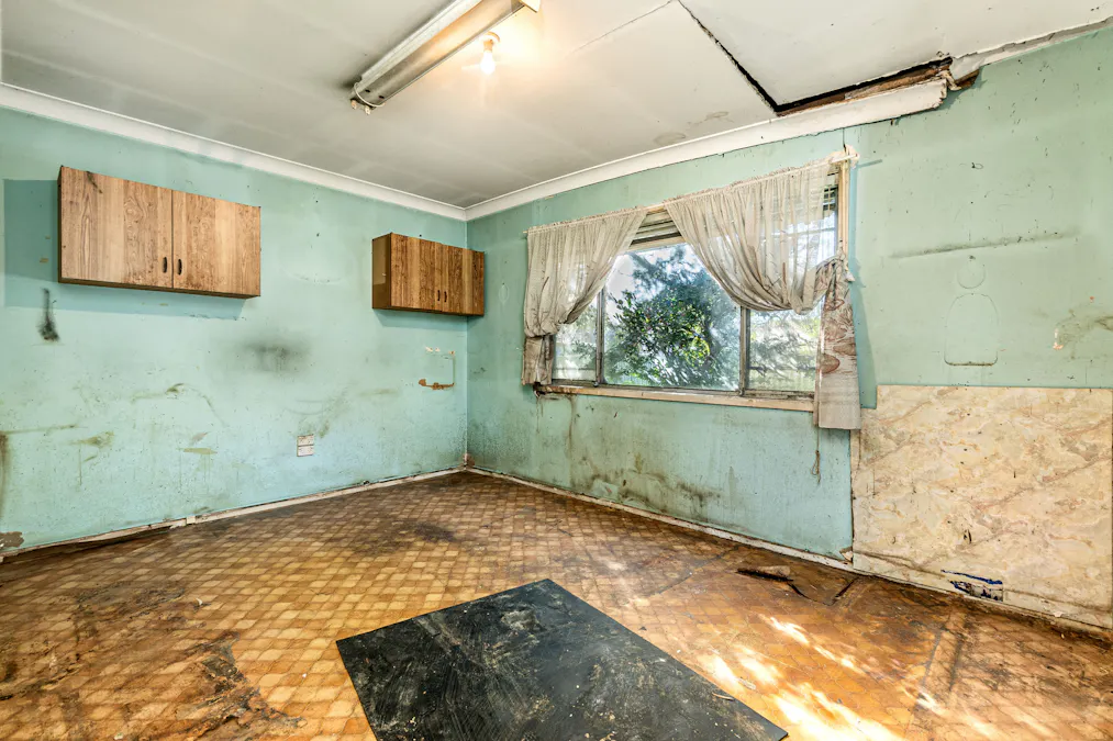 172 Binalong Road, Toongabbie, NSW, 2146 - Image 7