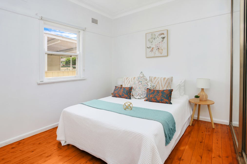 15 Binalong Road, Pendle Hill, NSW, 2145 - Image 6