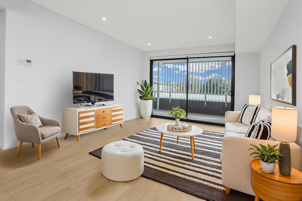 21/21 Robilliard Street, Mays Hill, NSW, 2145 - Image 2