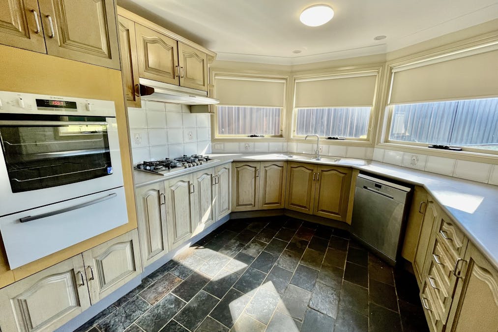 3 Leura Place, Prospect, NSW, 2148 - Image 4