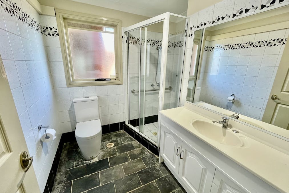 3 Leura Place, Prospect, NSW, 2148 - Image 6