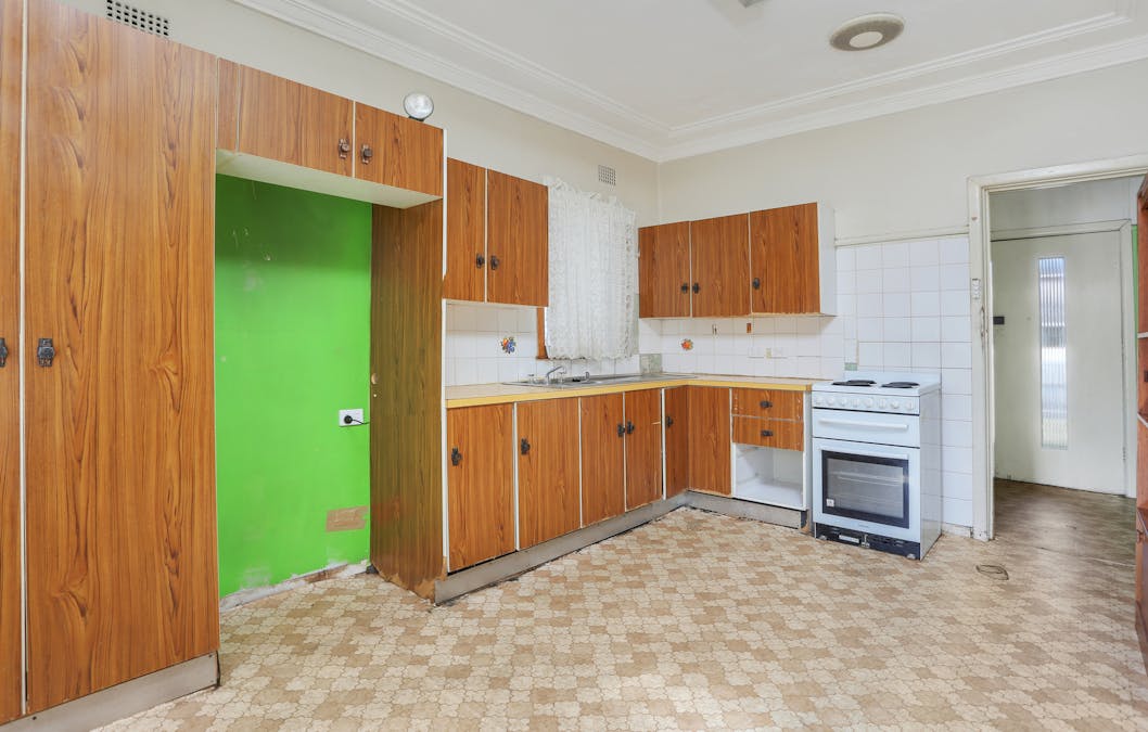 29 Warman Street, Pendle Hill, NSW, 2145 - Image 2