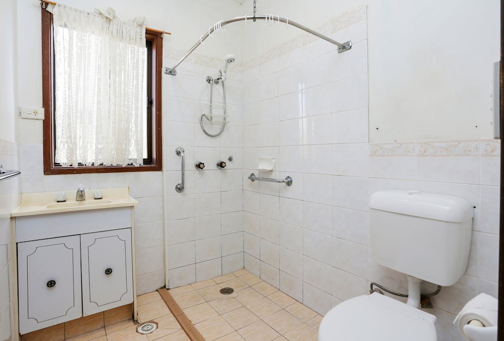 29 Warman Street, Pendle Hill, NSW, 2145 - Image 5