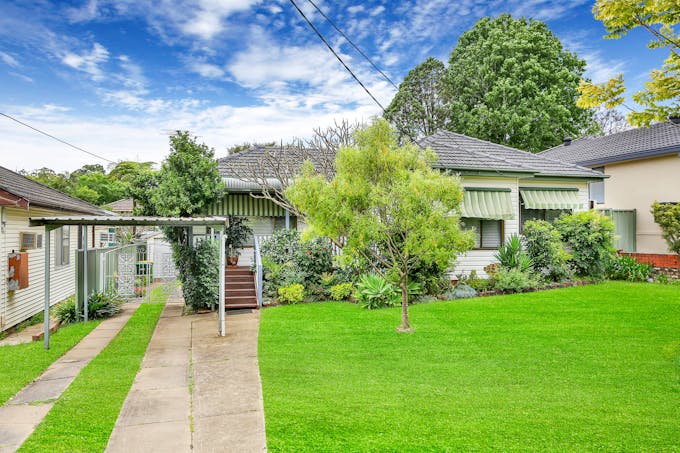 21 Andrews Avenue, Toongabbie, NSW, 2146 - Image 1
