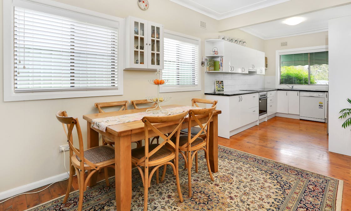 21 Andrews Avenue, Toongabbie, NSW, 2146 - Image 3