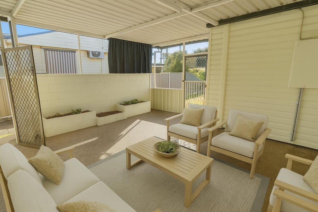 14 Grantham Road, Seven Hills, NSW, 2147 - Image 2