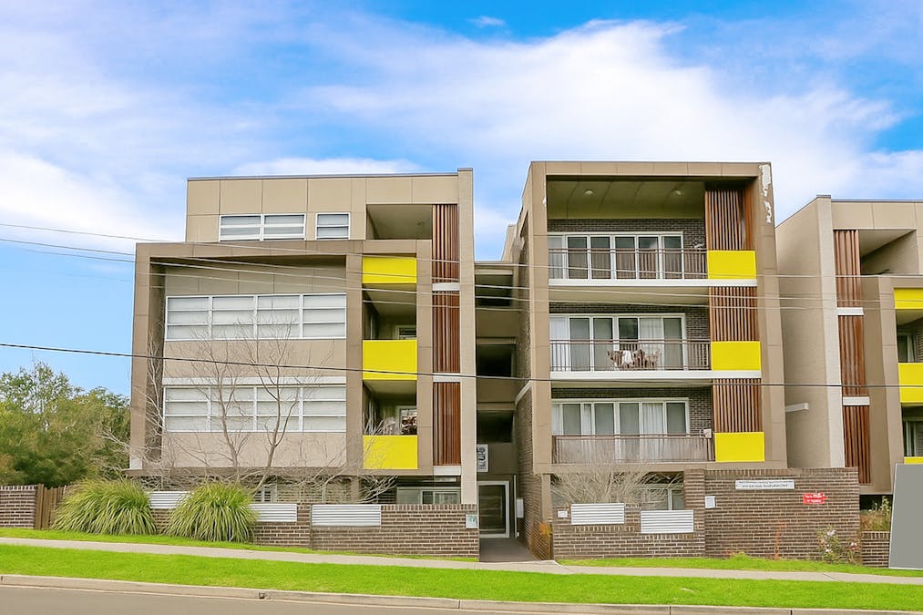4/11-15 Peggy Street, Mays Hill, NSW, 2145 - Image 1