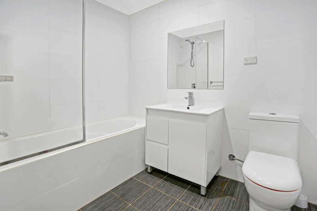 4/11-15 Peggy Street, Mays Hill, NSW, 2145 - Image 7