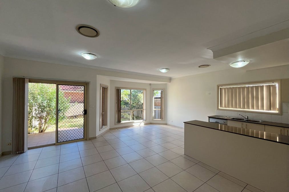 38A Carinya Road, Girraween, NSW, 2145 - Image 6