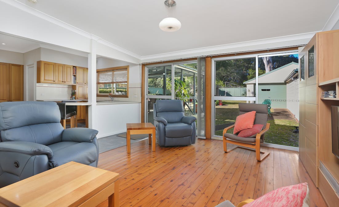 5 First Avenue, Toongabbie, NSW, 2146 - Image 3