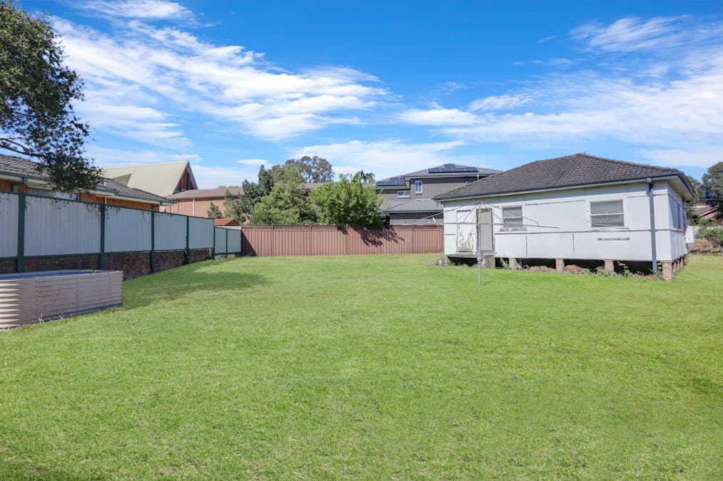 6 Rhonda Street, Pendle Hill, NSW, 2145 - Image 4