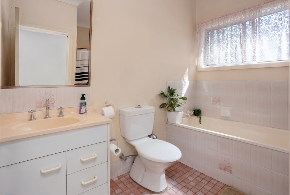 106 Lamonerie Street, Toongabbie, NSW, 2146 - Image 8